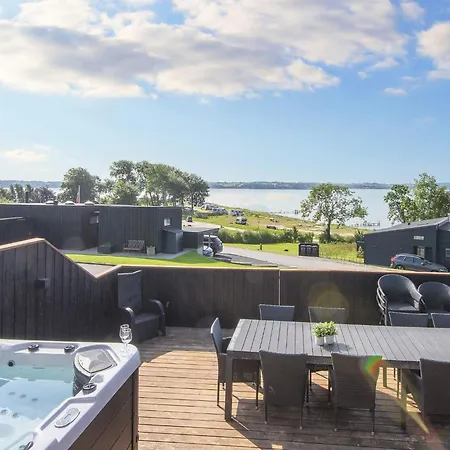 Holiday home 6 Person Holiday In *